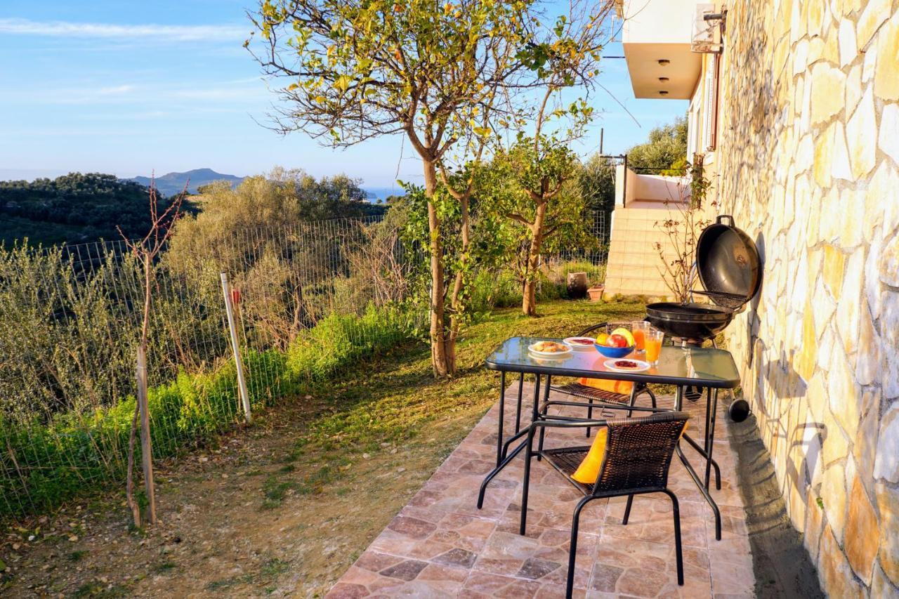 Olive Tree Hillside Apartment Stalós 외부 사진