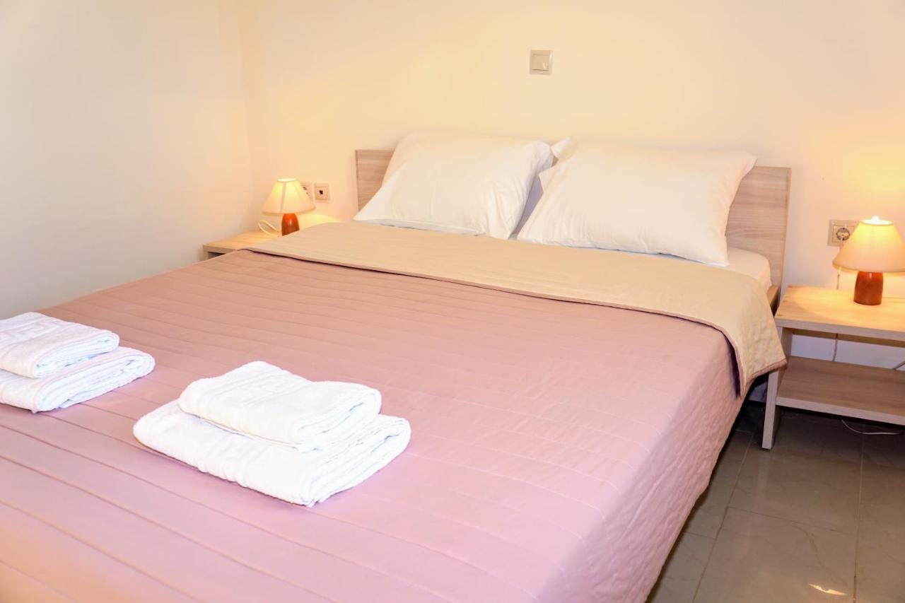 Olive Tree Hillside Apartment Stalós 외부 사진