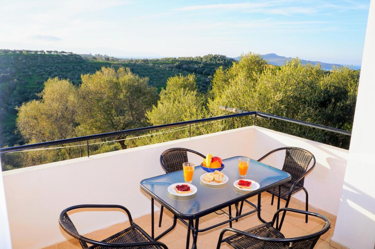 Olive Tree Hillside Apartment Stalós 외부 사진